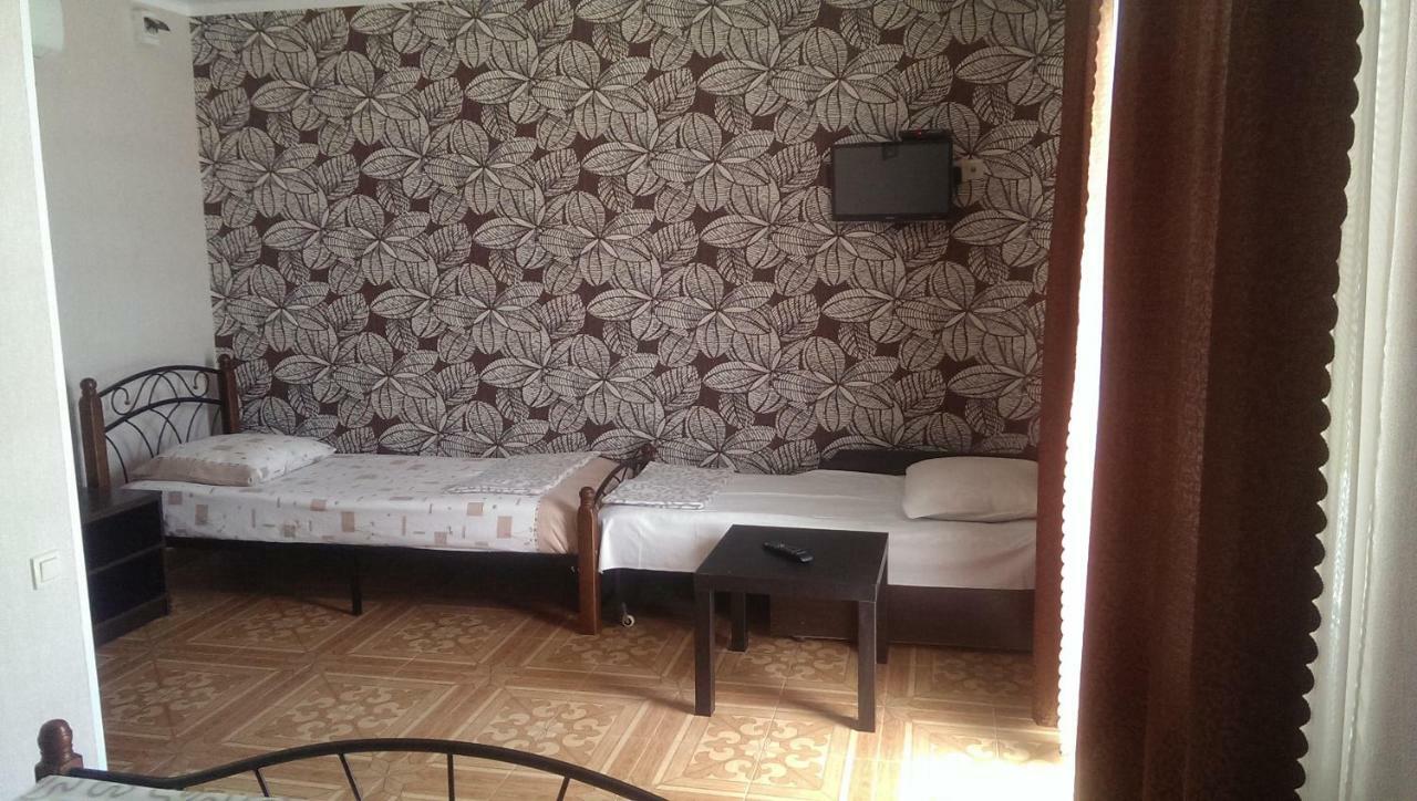 Tikhaya Gavan Guest House Gagra Exteriér fotografie