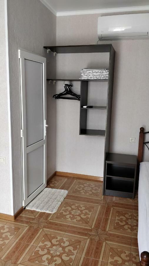 Tikhaya Gavan Guest House Gagra Exteriér fotografie