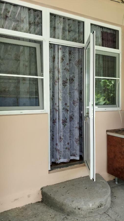 Tikhaya Gavan Guest House Gagra Exteriér fotografie