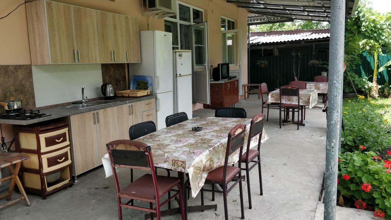 Tikhaya Gavan Guest House Gagra Exteriér fotografie