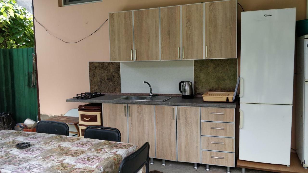 Tikhaya Gavan Guest House Gagra Exteriér fotografie